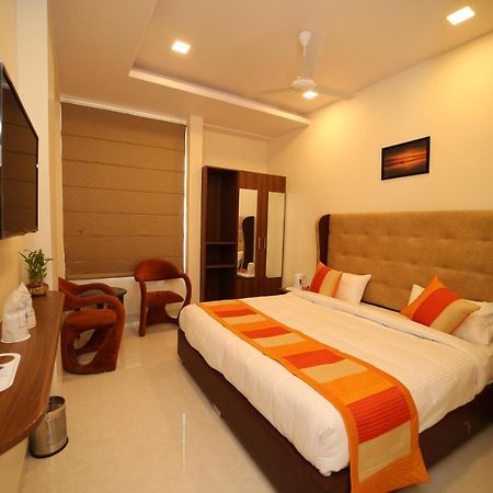 Hotel Myriad Inn Jaipur Extérieur photo